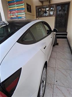 تسلا موديل 3